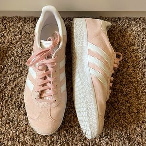 Adidas Gazelle size 8
